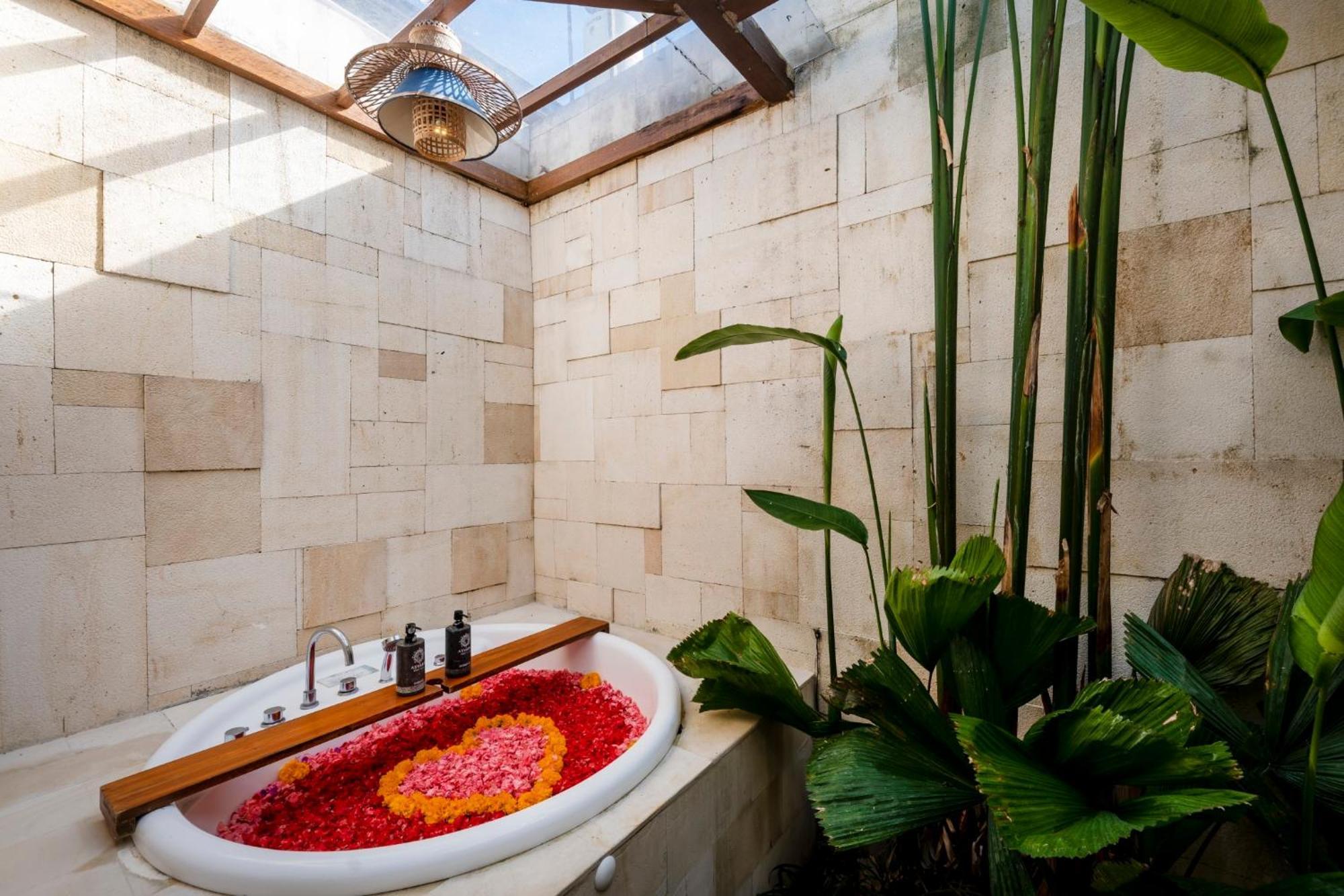 Asvara Villa Ubud By Ini Vie Hospitality Εξωτερικό φωτογραφία